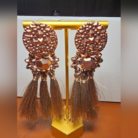 Lightweight long rose gold champagne faceted tassle fringe earrings, luxury - Picture 7 of 8